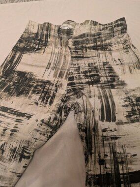 Bryn Walker Abstract Leggings Small Black Gray Stretch Italian Fabric